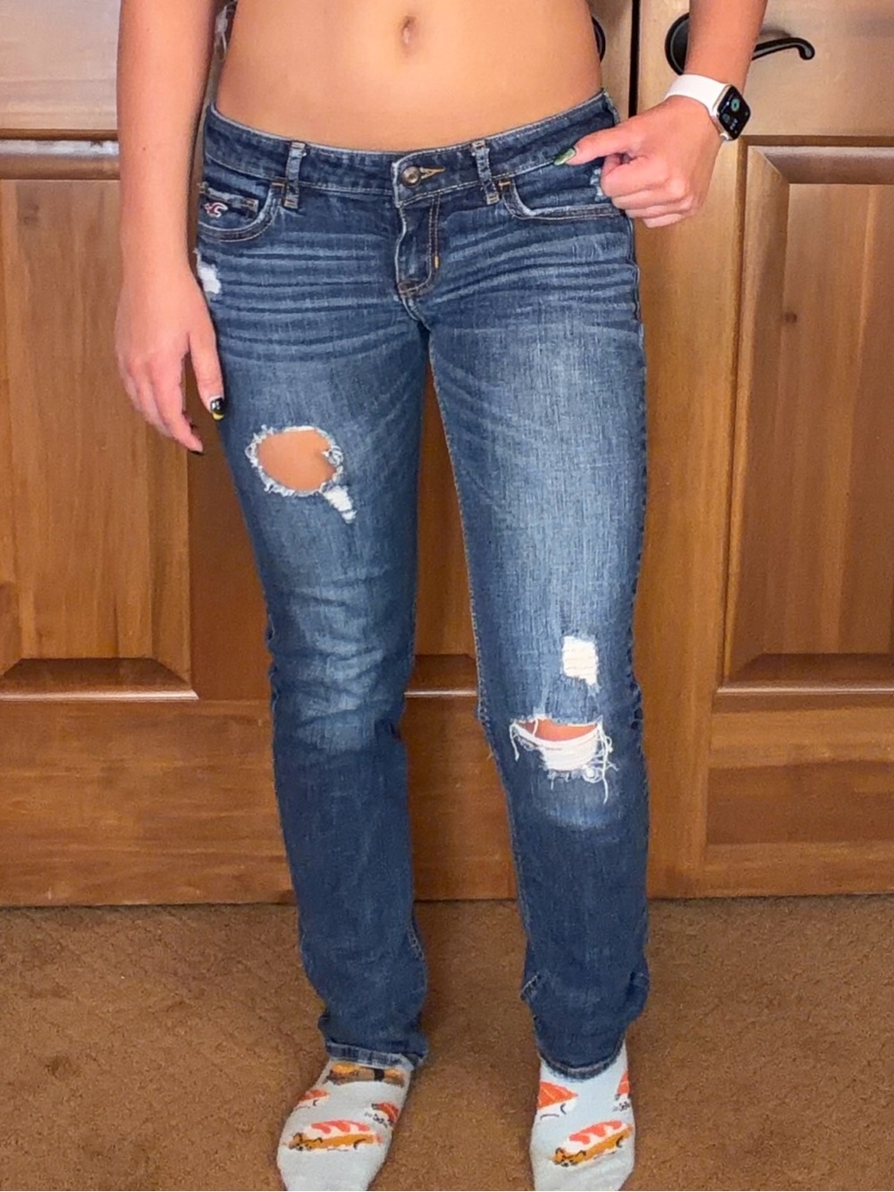 Hollister low rise dark wash distressed skinny jeans women’s size 5R